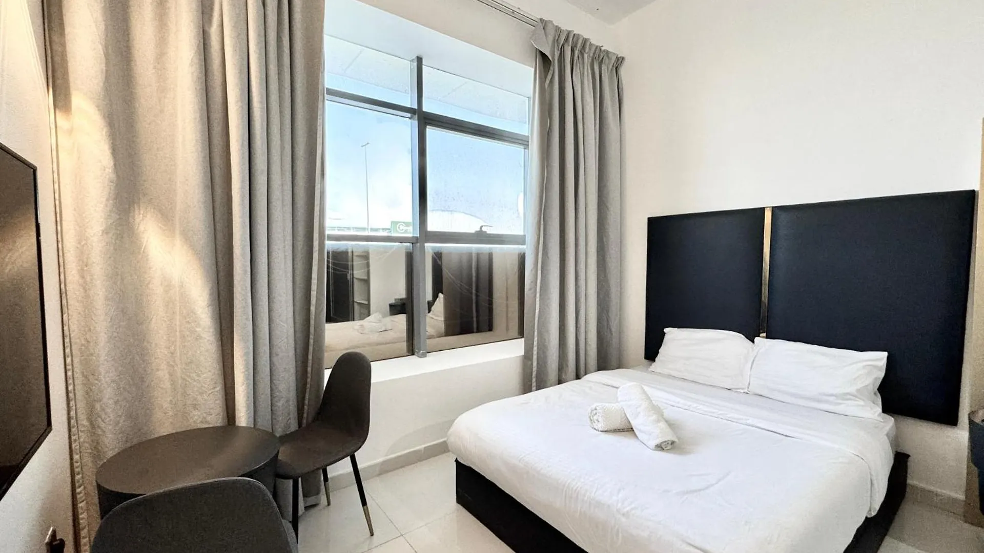 Al Manara Classic Deluxe Sheikh Zayed Rd Studio Dubai 0*,  United Arab Emirates